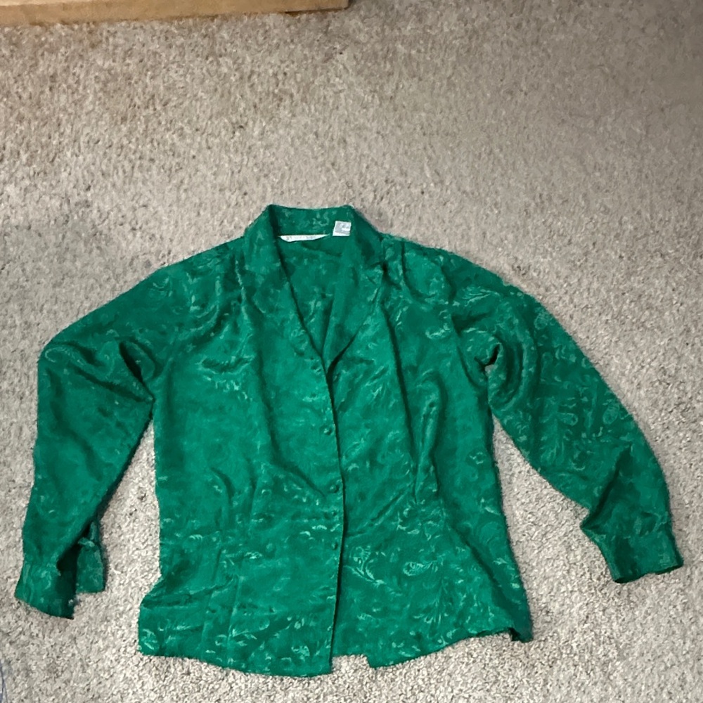 Elegant Green Women's Blouse